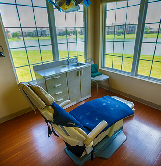 Cozy dental exam room